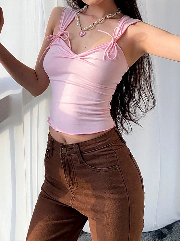 Schmal geschnittenes Neckholder-Top PF025