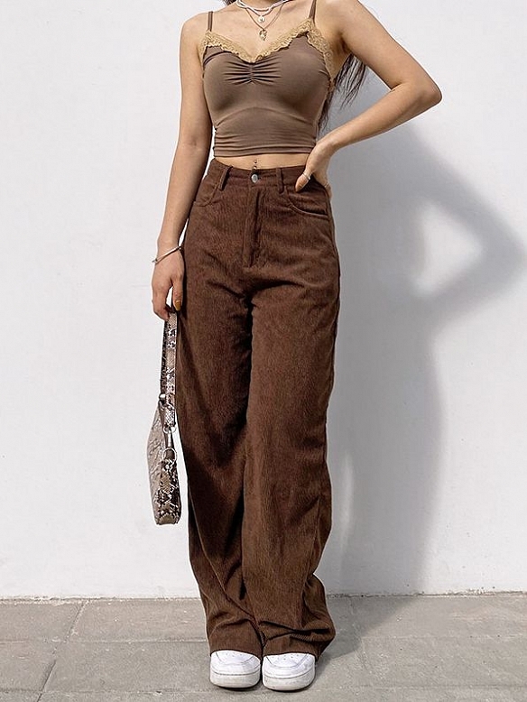 Schmal geschnittene, gerade Freizeithose aus Cord mit weitem Bein HS966